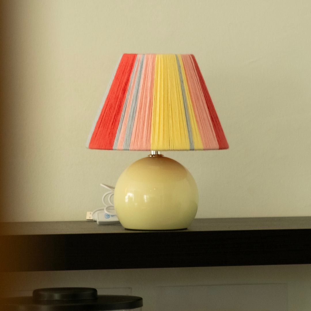 HAC Yarn Lamp