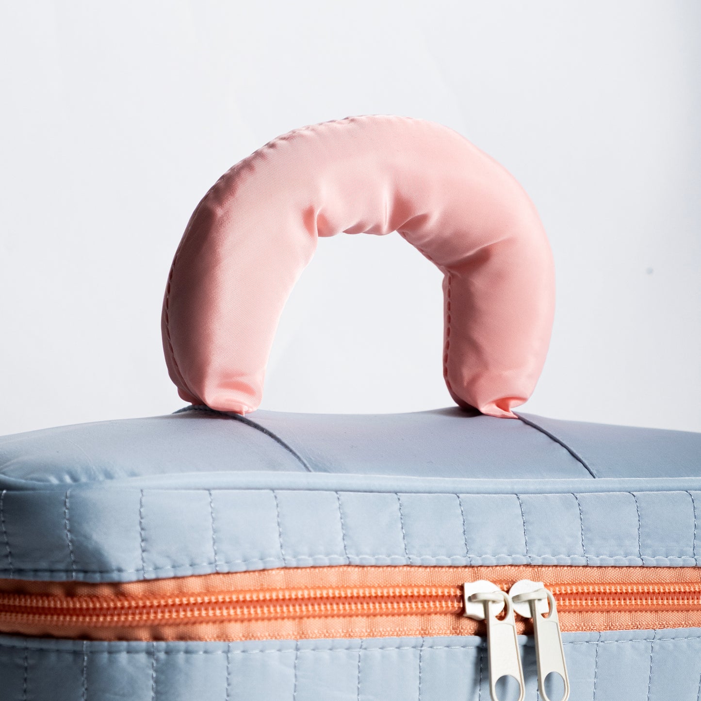 KONA Pouch Bag