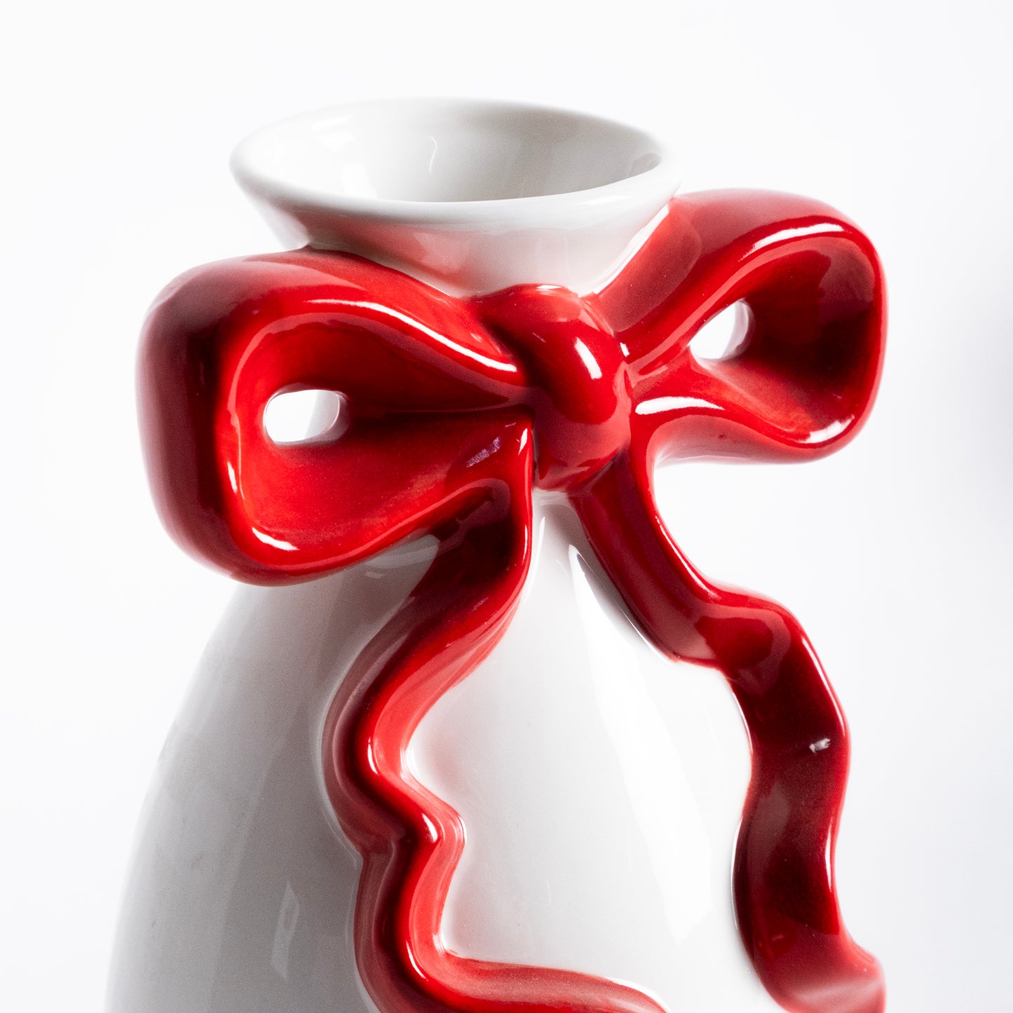 KONA Bow Vase